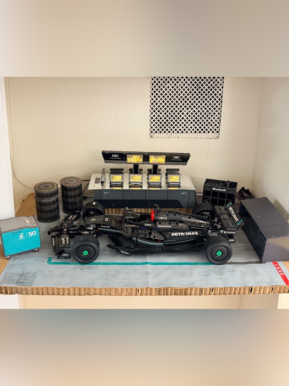 LEGO Technic Set 42171 Mercedes AMG F1 W14 EPerformance Complete Car With Manual